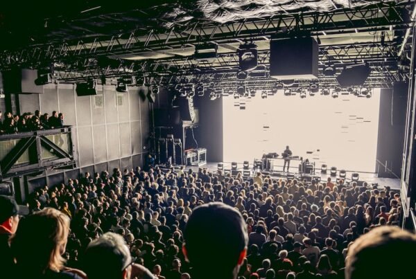 Público em edição do festival AVA London